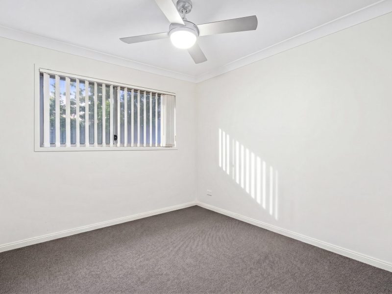 6 Codrington Circuit, PACIFIC PINES, QLD 4211 AUS