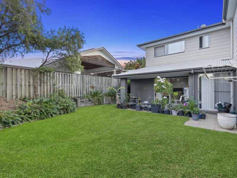 6 Codrington Circuit, PACIFIC PINES, QLD 4211 AUS