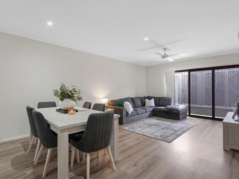 12 Tempera Place, YARRABILBA, QLD 4207 AUS