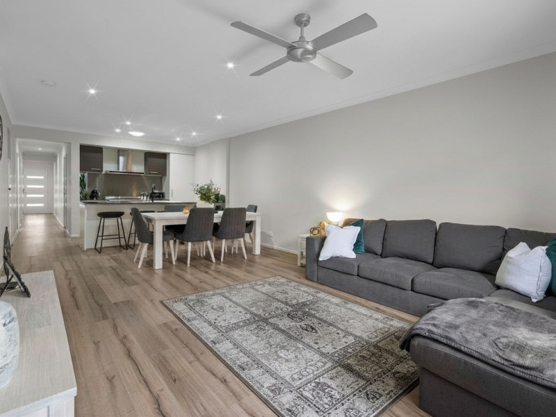 12 Tempera Place, YARRABILBA, QLD 4207 AUS