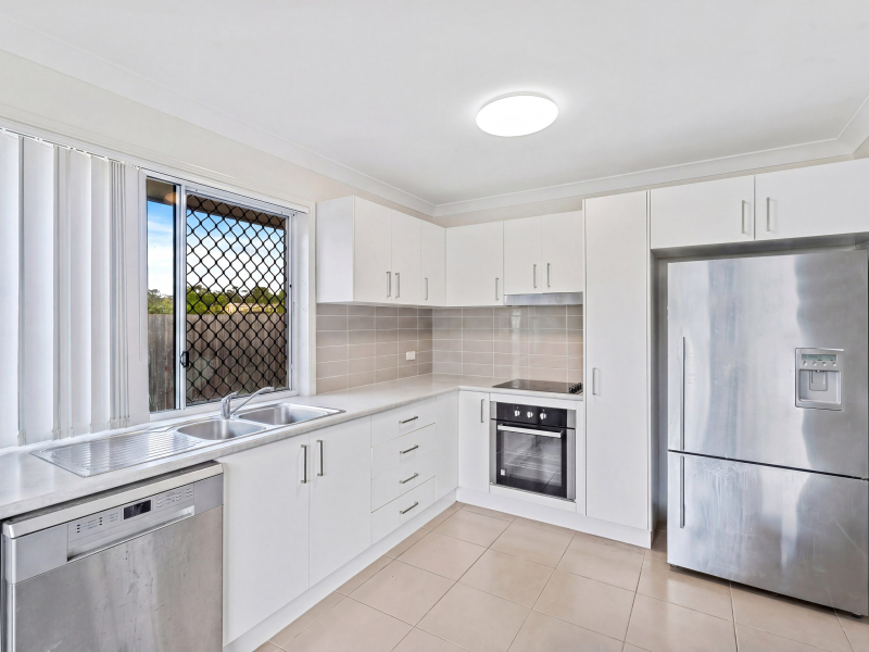 40-42 River Street, LOGAN VILLAGE, QLD 4207 AUS