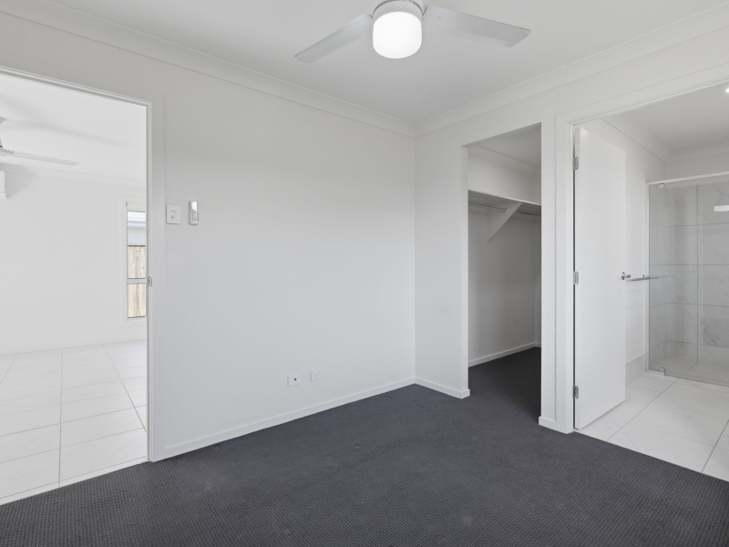 16 Charlotte Crescent, CABOOLTURE, QLD 4510 AUS