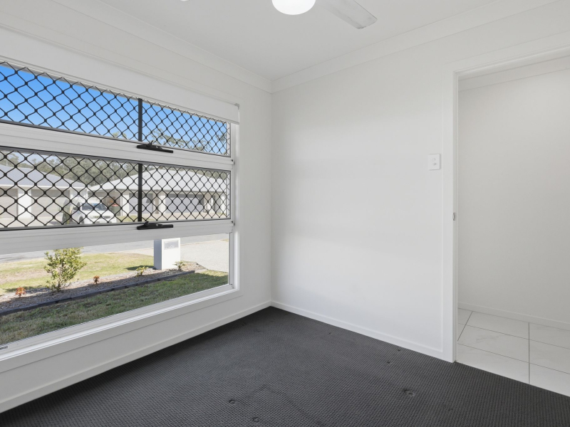 16 Charlotte Crescent, CABOOLTURE, QLD 4510 AUS