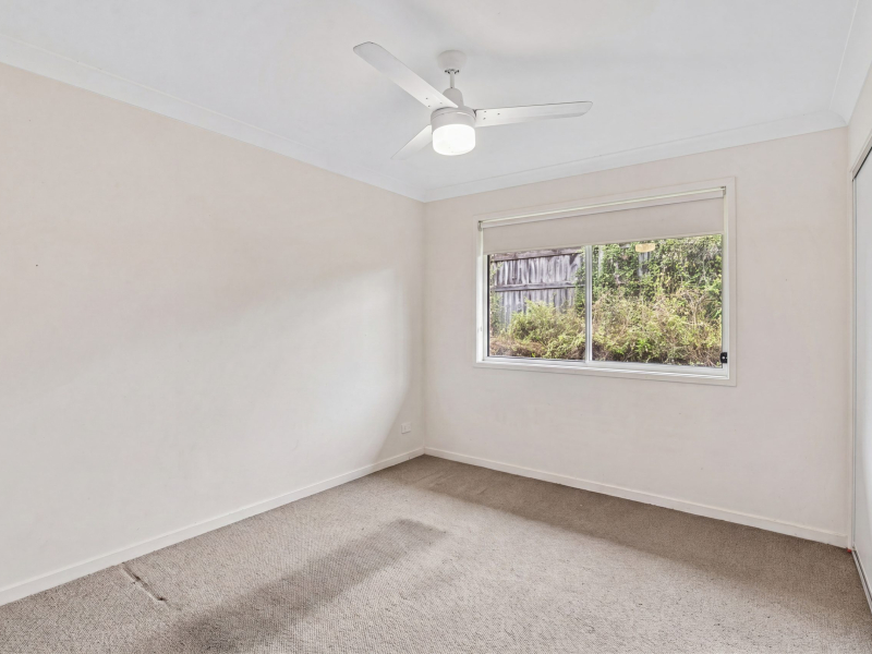 16 Saltram Avenue, HOLMVIEW, QLD 4207 AUS
