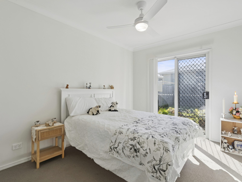 18 Hurley Street, PIMPAMA, QLD 4209 AUS