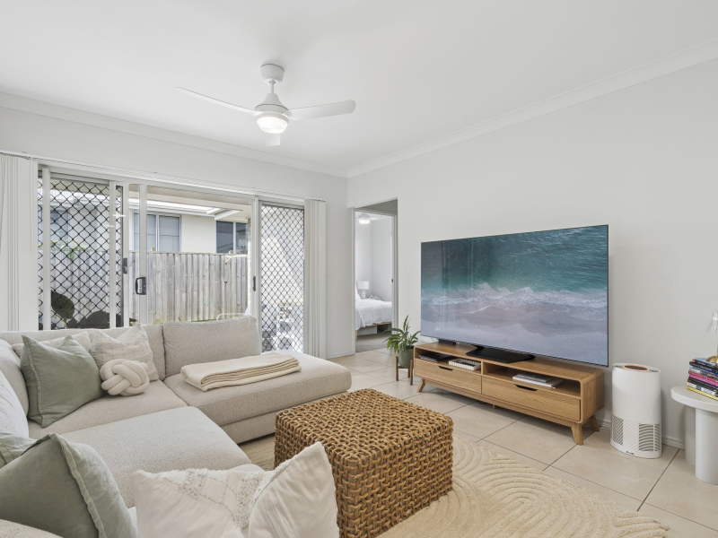 18 Hurley Street, PIMPAMA, QLD 4209 AUS