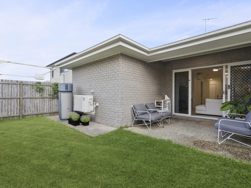 18 Hurley Street, PIMPAMA, QLD 4209 AUS