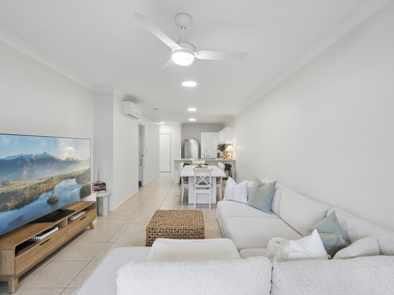 18 Hurley Street, PIMPAMA, QLD 4209 AUS