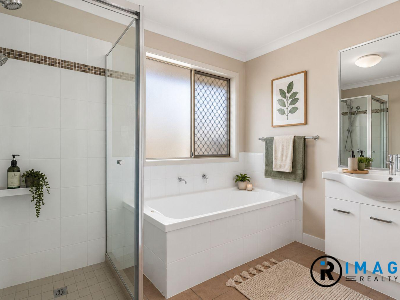 15A Mcgill Street, RACEVIEW, QLD 4305 AUS