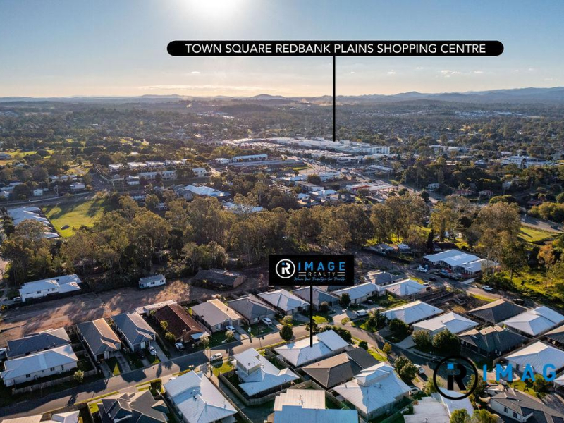 11 Folkes Close, BELLBIRD PARK, QLD 4300 AUS