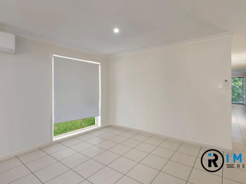 11 Folkes Close, BELLBIRD PARK, QLD 4300 AUS