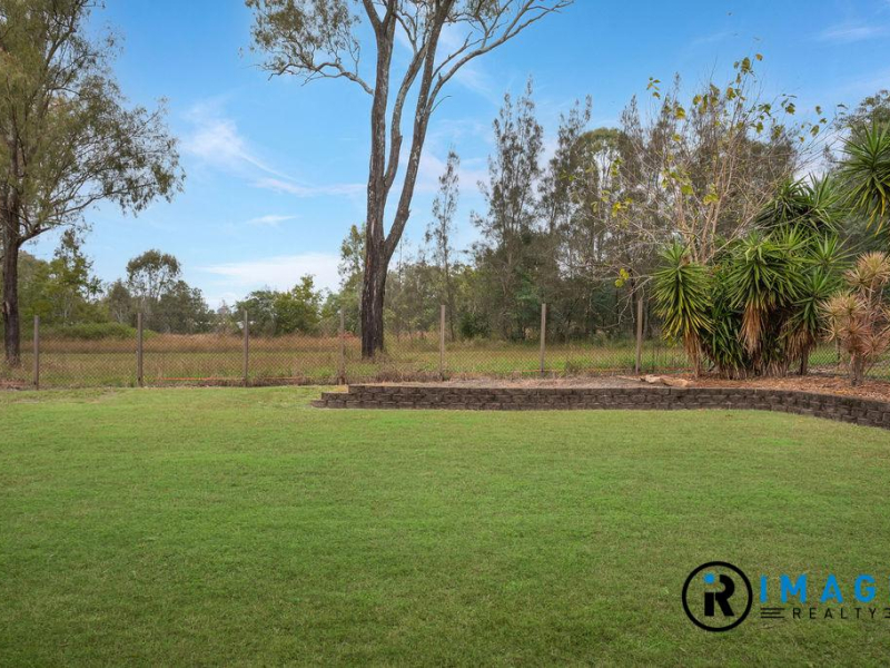 130 Berry Street, YAMANTO, QLD 4305 AUS