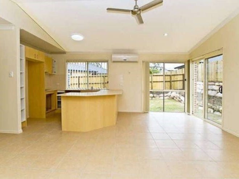 13 Rebecca Circuit, EAGLEBY, QLD 4207 AUS
