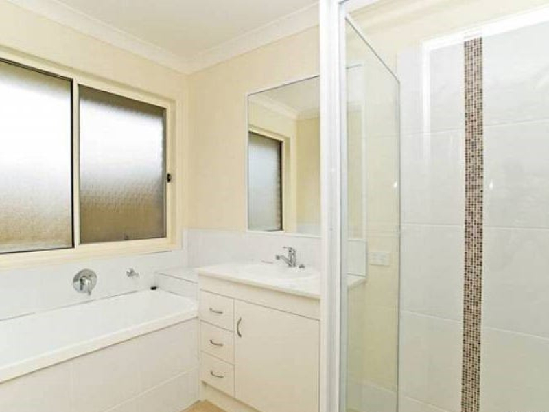 13 Rebecca Circuit, EAGLEBY, QLD 4207 AUS