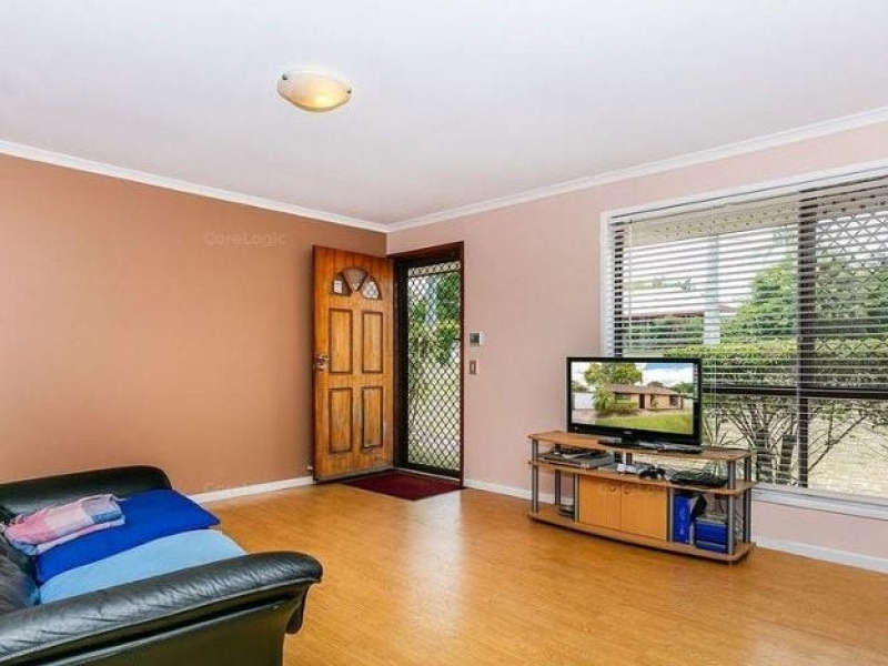 16 King Arthur Boulevard, BETHANIA, QLD 4205 AUS