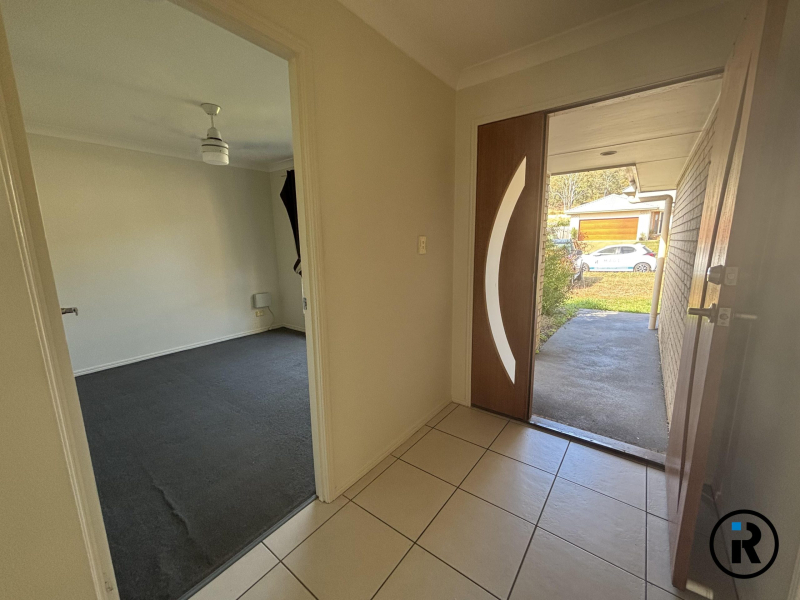 17 Bonogin Ct, Redbank Plains, Qld 4301
