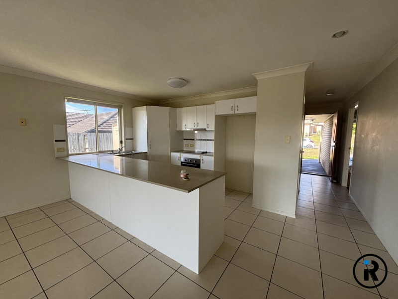 17 Bonogin Ct, Redbank Plains, Qld 4301
