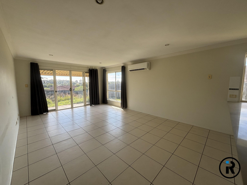 17 Bonogin Ct, Redbank Plains, Qld 4301