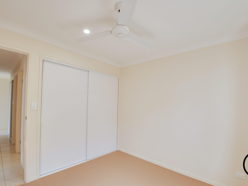 1/14 Gooloowan Cct, Brassall, QLD 4305