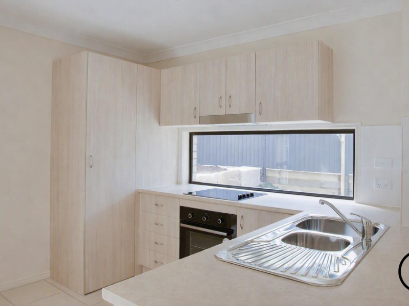1/14 Gooloowan Cct, Brassall, QLD 4305