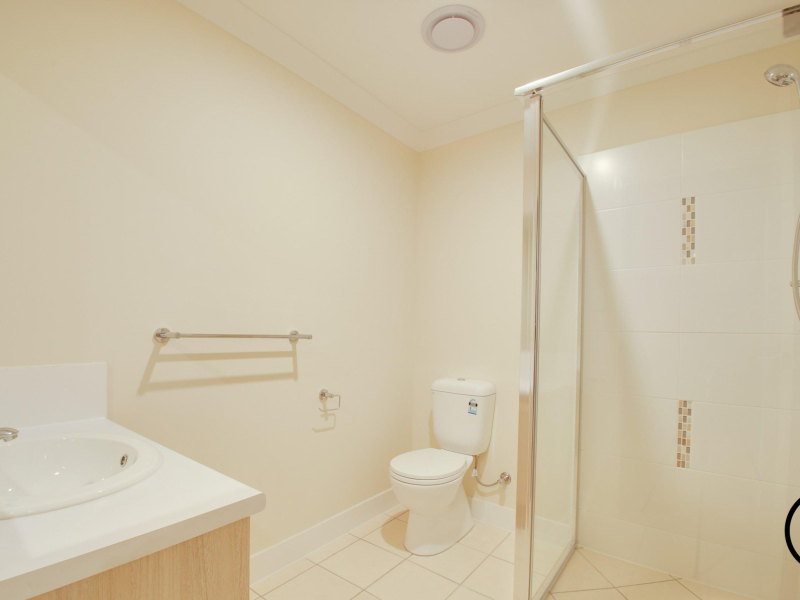 1/14 Gooloowan Cct, Brassall, QLD 4305