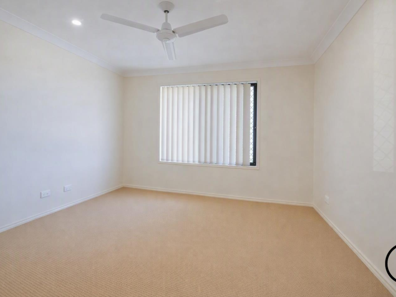 1/14 Gooloowan Cct, Brassall, QLD 4305