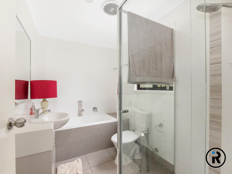 1/57 Spruce Street, Loganlea, QLD 4131 Australia