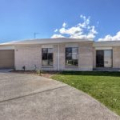 2/60 Central Park Drive, EAGLEBY, QLD 4207 AUS