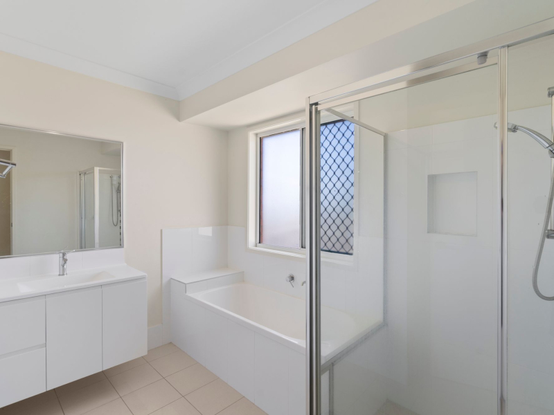 2/124A Vogel Road, Brassall, QLD 4305
