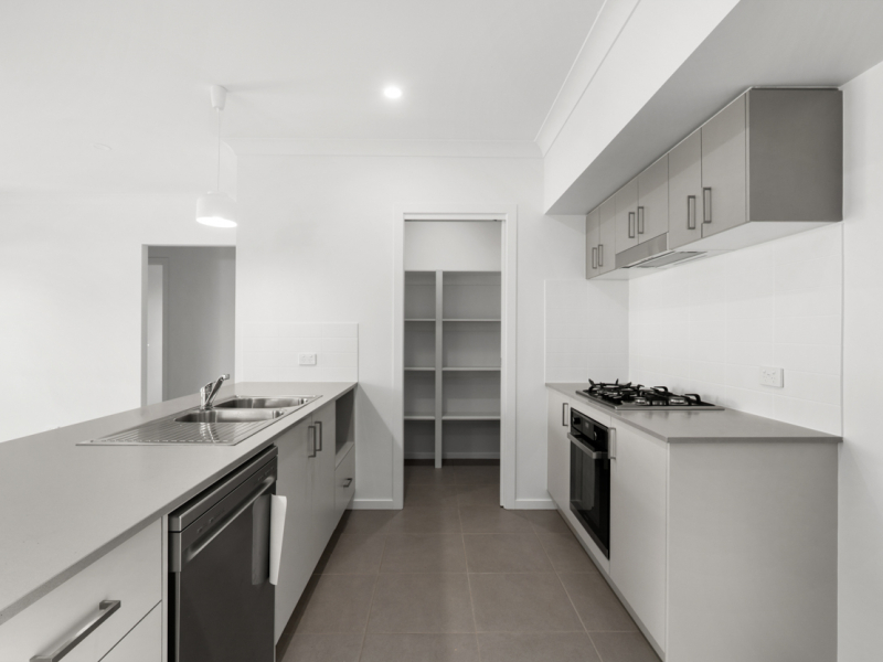 25 Abbeyfeale Circuit, Meringandan West, QLD 4352 Australia