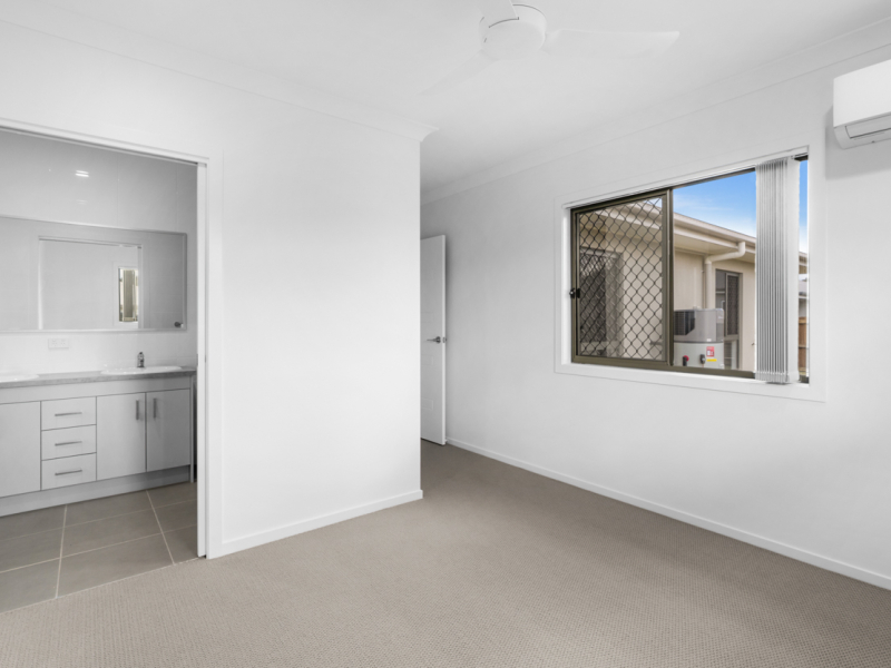 25 Abbeyfeale Circuit, Meringandan West, QLD 4352 Australia