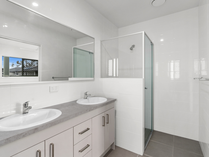 25 Abbeyfeale Circuit, Meringandan West, QLD 4352 Australia