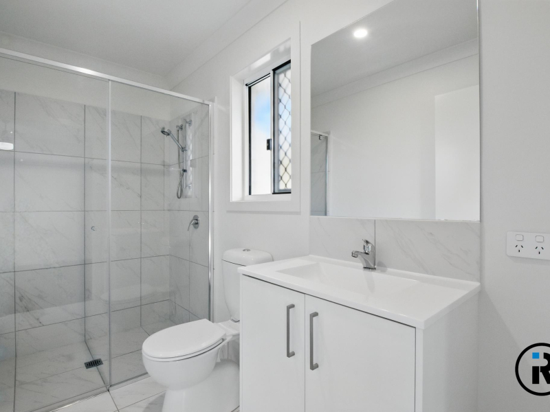 16 Charlotte Crescent, Caboolture, QLD 4510