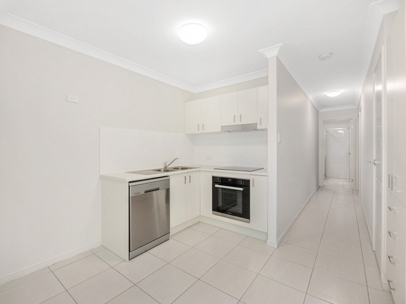 2/20 Bruce Baker Crescent, Crestmead, QLD 4132 Australia