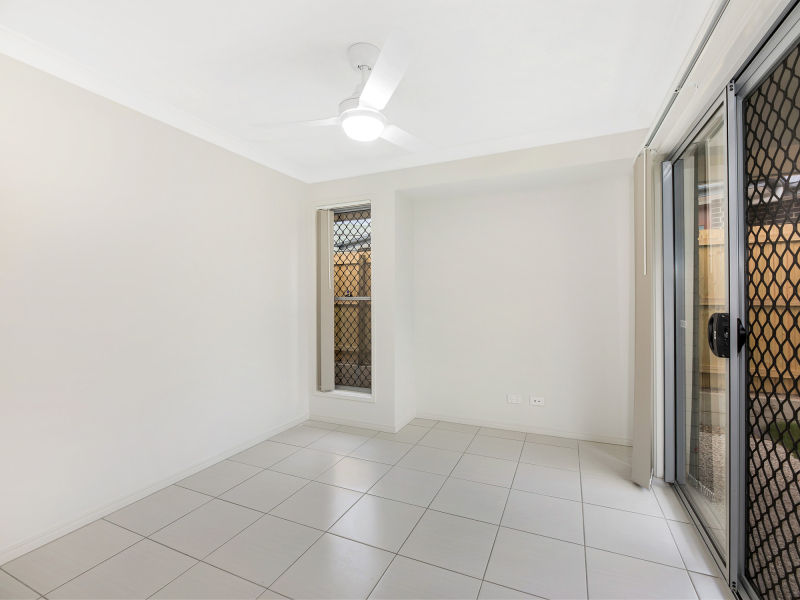2/20 Bruce Baker Crescent, Crestmead, QLD 4132 Australia