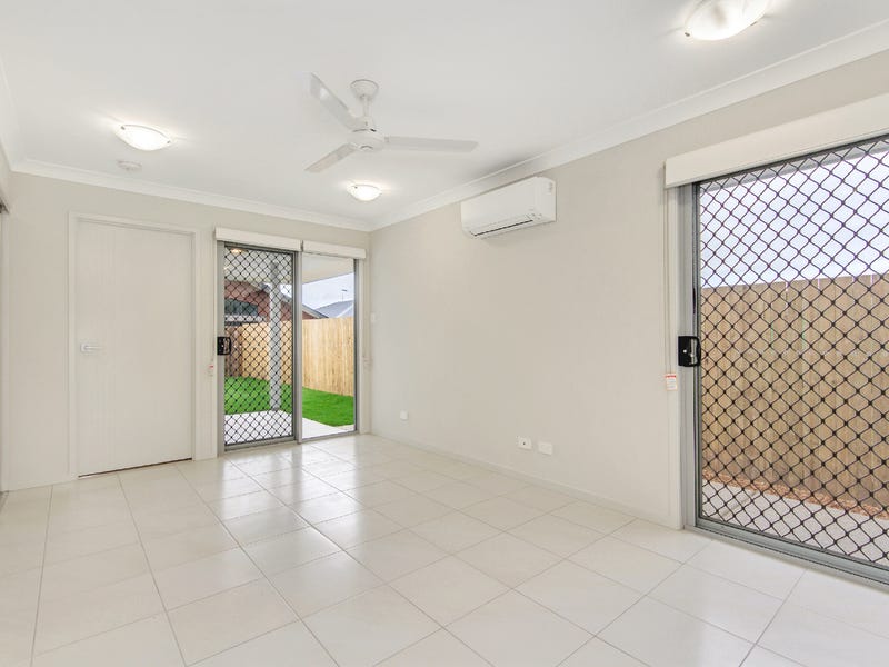 2/43 Reserve Drive, CABOOLTURE, QLD 4510 AUS