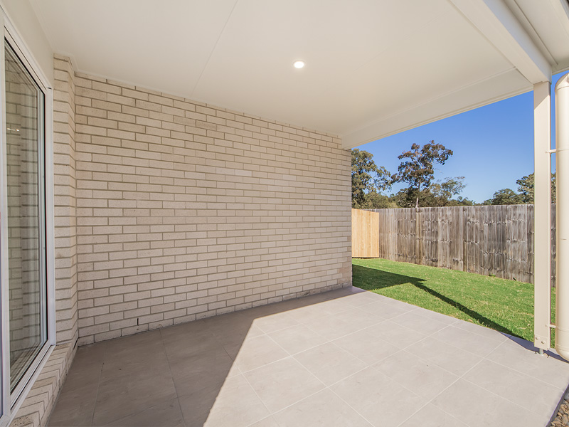 2/12 Chikameena Street, LOGAN RESERVE, QLD 4133 AUS