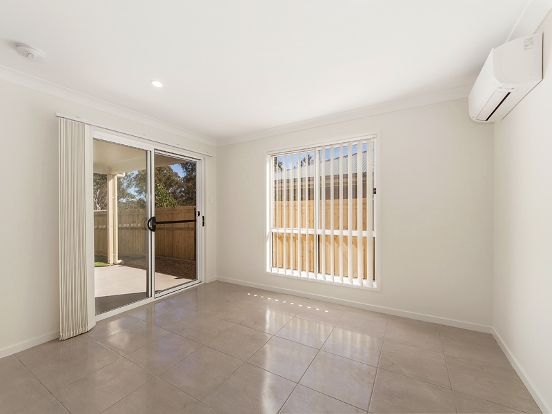 2/12 Chikameena Street, LOGAN RESERVE, QLD 4133 AUS