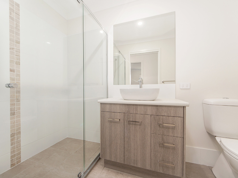 2/12 Chikameena Street, LOGAN RESERVE, QLD 4133 AUS