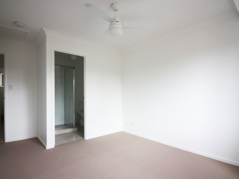 1/2B Cahill Street, Strathpine, QLD 4500 Australia