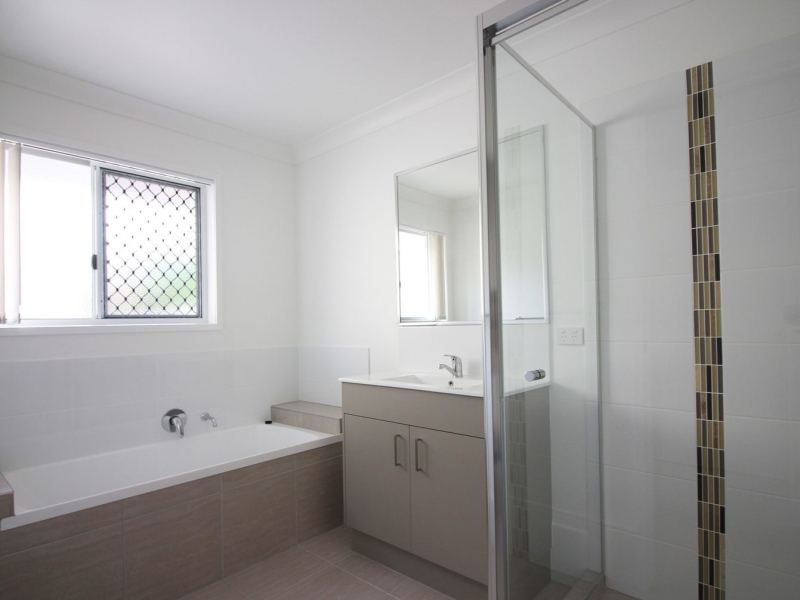 1/2B Cahill Street, Strathpine, QLD 4500 Australia