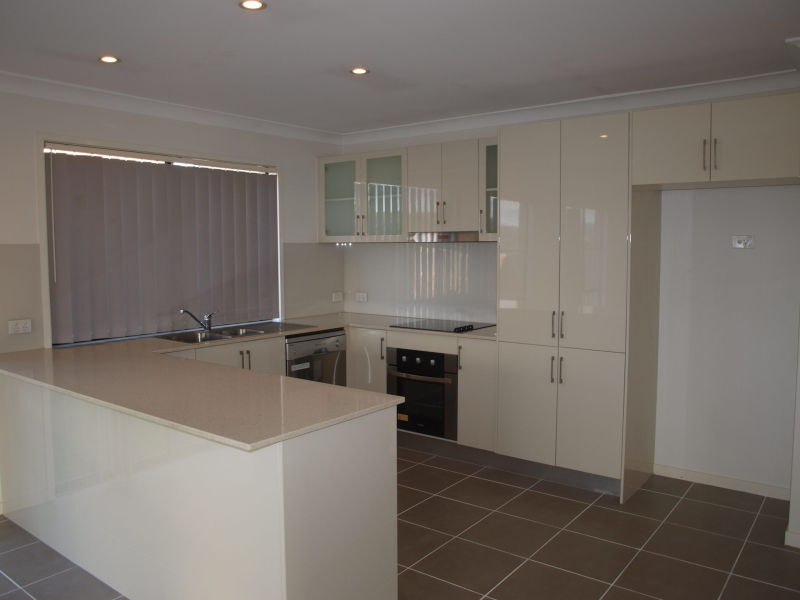 8 Carron Ct, Brassall, QLD 4305