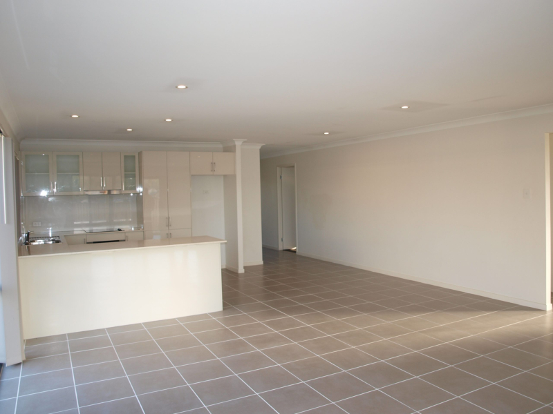 8 Carron Ct, Brassall, QLD 4305