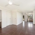 1/23 Greenpark Drive, CRESTMEAD, QLD 4132 AUS