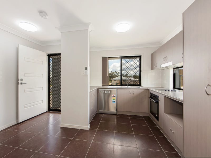 1/23 Greenpark Drive, CRESTMEAD, QLD 4132 AUS