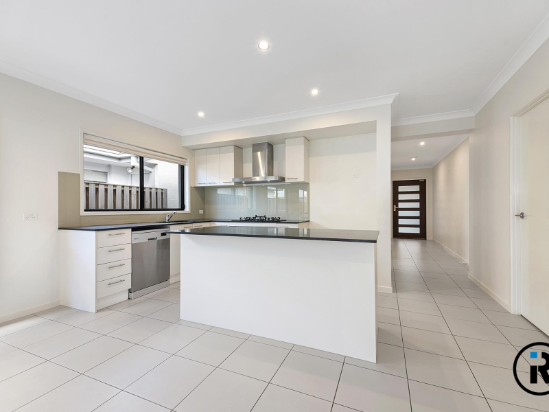 6 Sunwood Cr, Maudsland, Qld 4210
