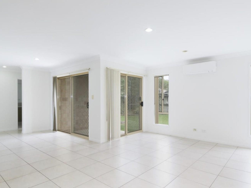 2/2 Clay Court, Pimpama, Qld 4209