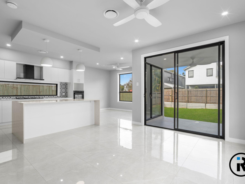 7 Pond Street, Mount Gravatt East, QLD 4122 Australia