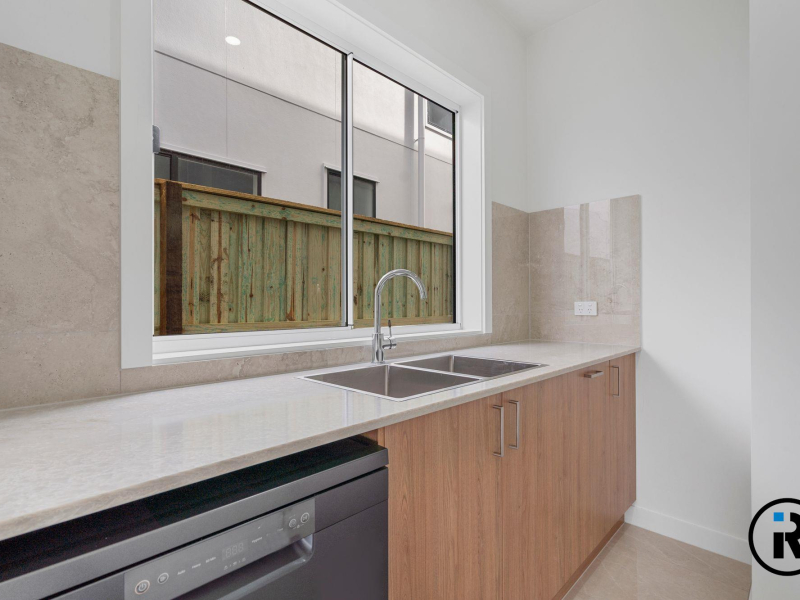7A Pond Street, Mount Gravatt East, QLD 4122 Australia