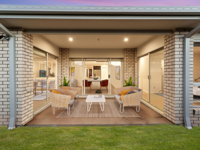 21 Naren Street, Spring Mountain, QLD 4300